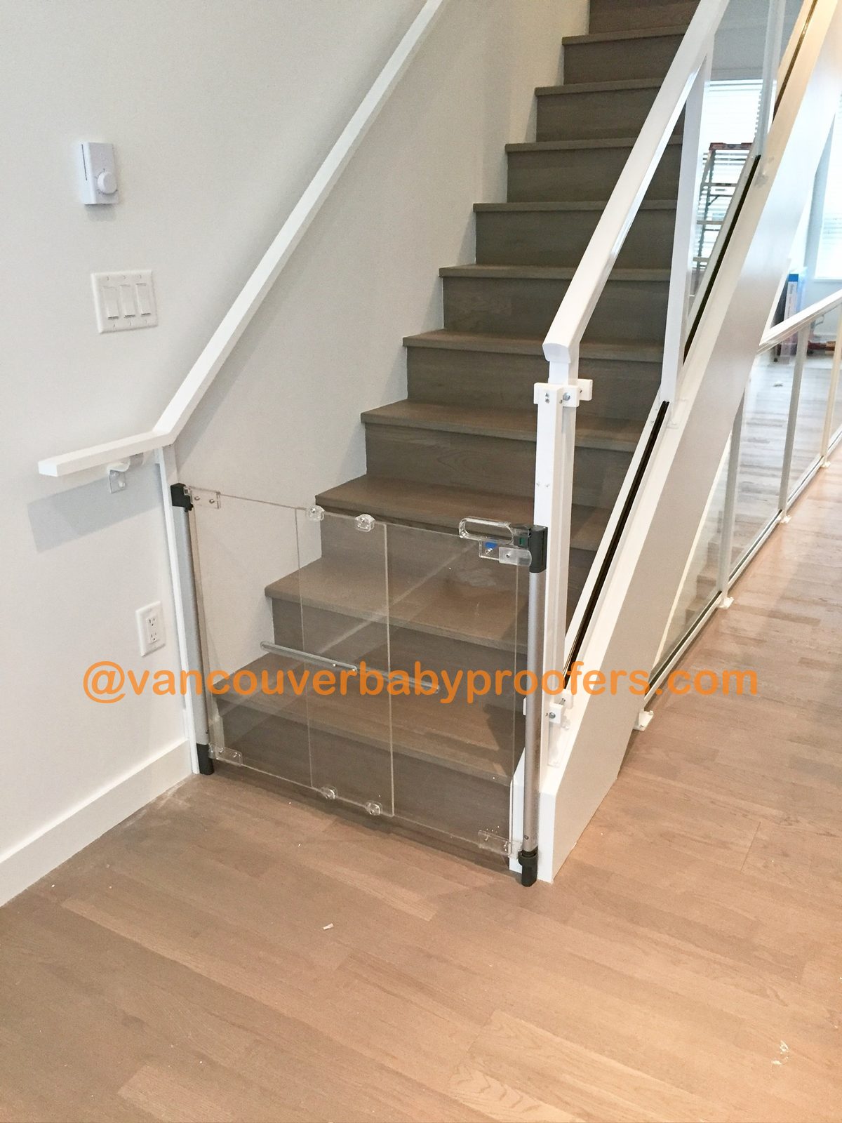 Qdos Crystal installation by Vancouver Baby Proofers